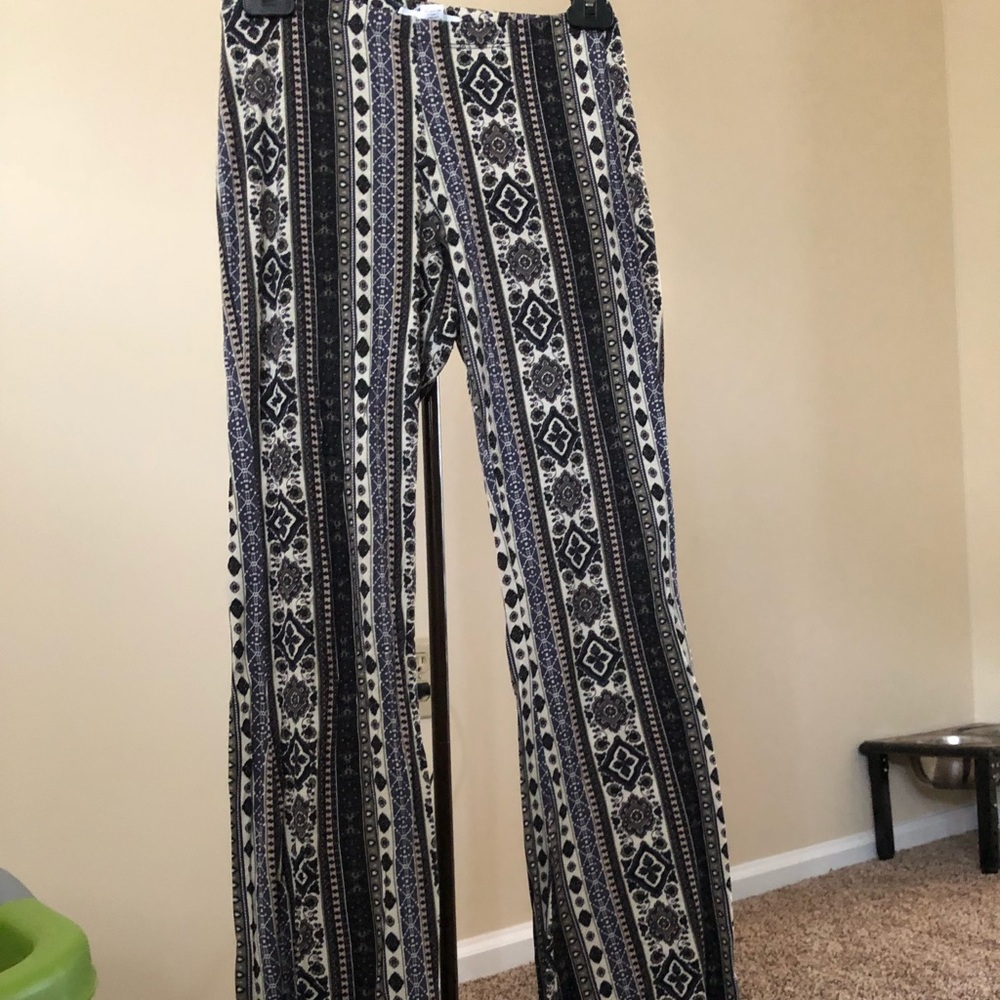 Tillys flare pants